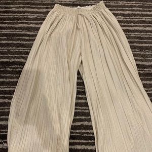 Zara wide legged pants